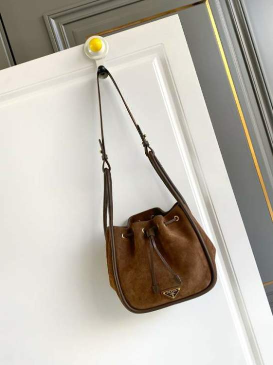 Picture of Prada Handbags _SKUfw222105479fw